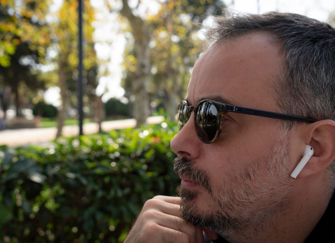 Earwax removal kit for people who wear earplugs